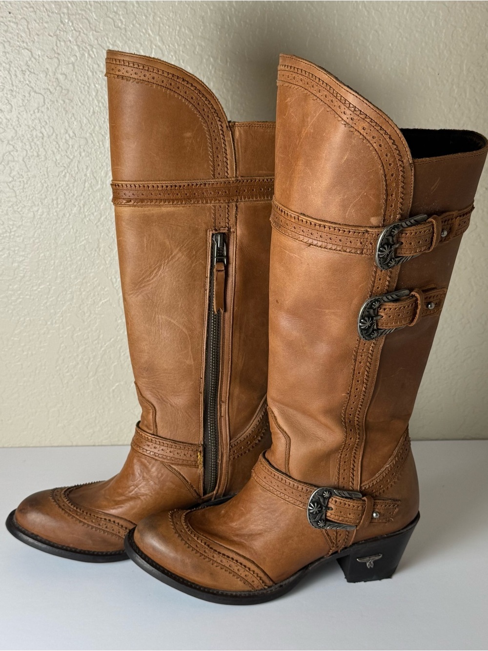 Lane Sakes Alive Women's Cognac Leather Buckle Heeled Boots